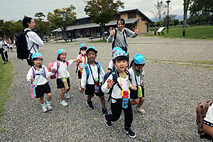 東員町中部公園遠足 　年中　 NO.1