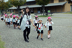 東員町中部公園遠足 　年中　 NO.1