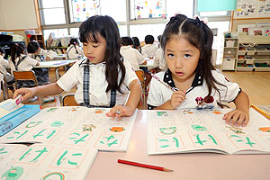 習字教室がありました　年長組