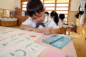 習字教室がありました　年長組