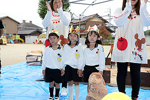 チェーンソーンアートHORITETSUさんがやってきました　年中 ・ひよこ・あひる組