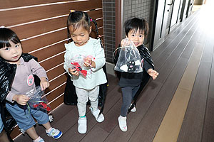 ハロウィンお菓子探し！　ハロウィンランチ！　ひよこ