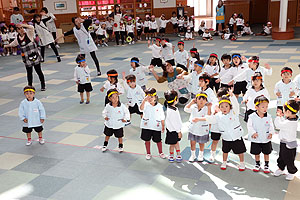 リズムフェスティバル園内予行　年少Aチーム