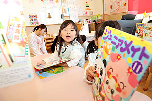 名前の練習頑張っています　ことり