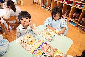 名前の練習頑張っています　ことり