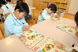 名前の練習頑張っています　ことり