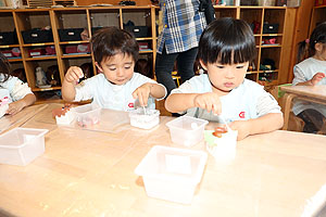 ケーキの制作　ひよこ