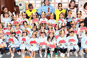 11月生まれの誕生会　　ウクレレコンサート　NO.2