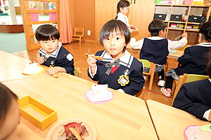 お店屋さんごっこ　ひよこ・こあら・きりん