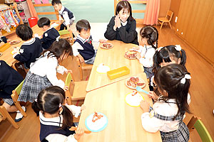 お店屋さんごっこ　ひよこ・こあら・きりん