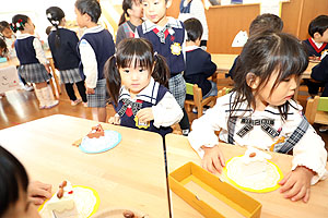 お店屋さんごっこ　ひよこ・こあら・きりん