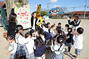 エンゼル幼稚園69歳のお誕生日　ことり