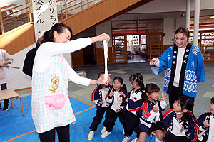 もちつき大会　きりん・ぱんだ・こあら ・ひよこ