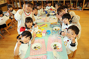 もちつき大会　きりん・ぱんだ・こあら ・ひよこ