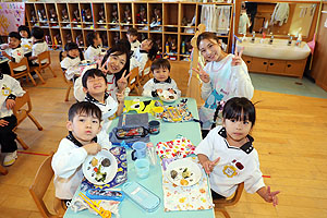 もちつき大会　きりん・ぱんだ・こあら ・ひよこ