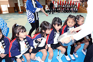 もちつき大会　きりん・ぱんだ・こあら ・ひよこ