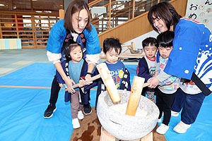 もちつき大会　うさぎ・りす・ことり ・あひる