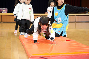 体操教室 　ー跳び箱ー　ことり