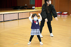 体操教室 ー　跳び箱ー　うさぎ