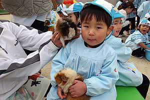 ふれあい動物園　たのしかったね　年少組