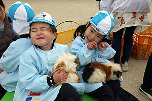 ふれあい動物園　たのしかったね　年少組