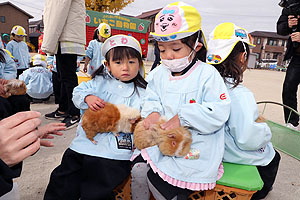 ふれあい動物園　たのしかったね　年少組