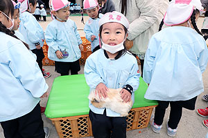 ふれあい動物園　たのしかったね　年少組