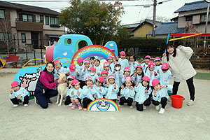 ふれあい動物園　たのしかったね　年中組　ひよこ・あひる　NO.2