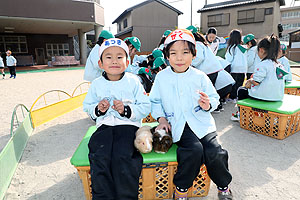 ふれあい動物園　たのしかったね　年長組