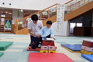 体操教室 　ー跳び箱ー　こあら