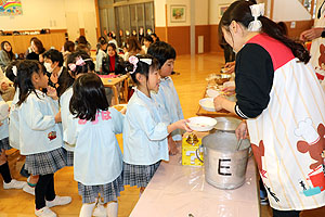 給食参観　給食試食会　E