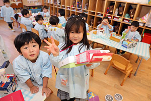 廃材で自由制作　ぱんだ