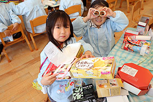 廃材で自由制作　ぱんだ