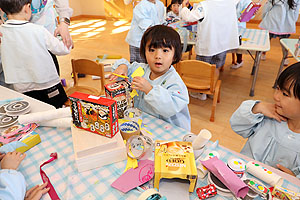 廃材で自由制作　ぱんだ