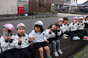 お散歩楽しかったね　電車見学　うさぎ・りす