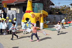 凧あげ　楽しかったね　ひよこ