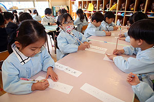 書初め大会　がんばったね！　年中組