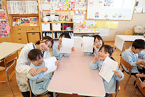 書初め大会　がんばりました　年長組　NO.2