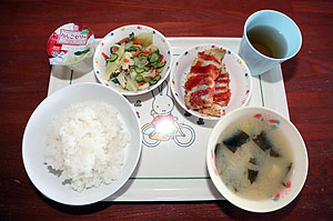 りす組名物　足湯　ーリニューアルオープンー　りす