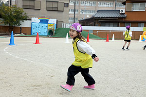 サッカー教室が開かれました　C