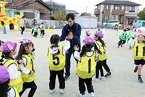 サッカー教室が開かれました　C