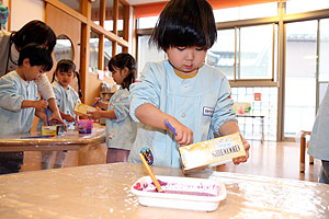 作品展の制作活動　あひる