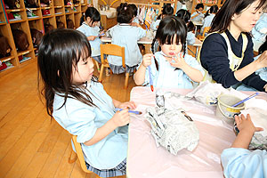 作品展の制作活動　ことり