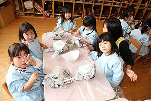 作品展の制作活動　ことり