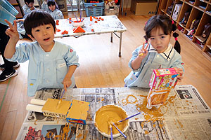 作品展の制作活動　きりん