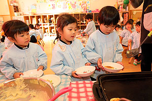 ホットケーキパーティ　　うさぎ・ことり・ぱんだ