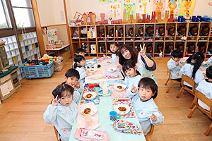 ホットケーキパーティ　　りす・こあら・きりん