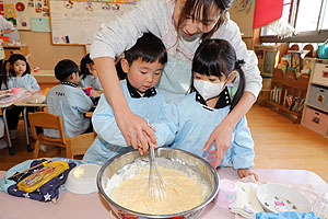 ホットケーキパーティ　　りす・こあら・きりん