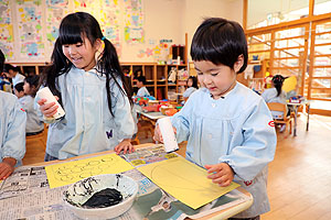 作品展の制作活動　　きりん