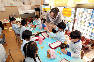 作品展の制作活動　　さくら・ひまわり